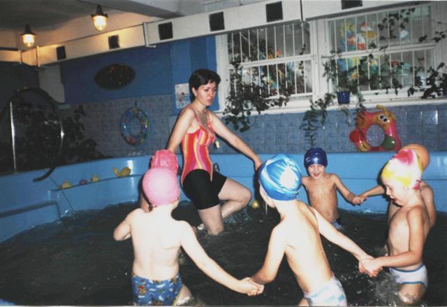 Стеклопластиковый бассейн в детском саду